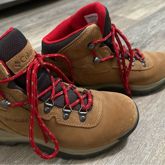 -SOLD-Columbia Newton Ridge Plus Waterproof Amped Hiking Boot Size 7.5 - Picture 4 of 15